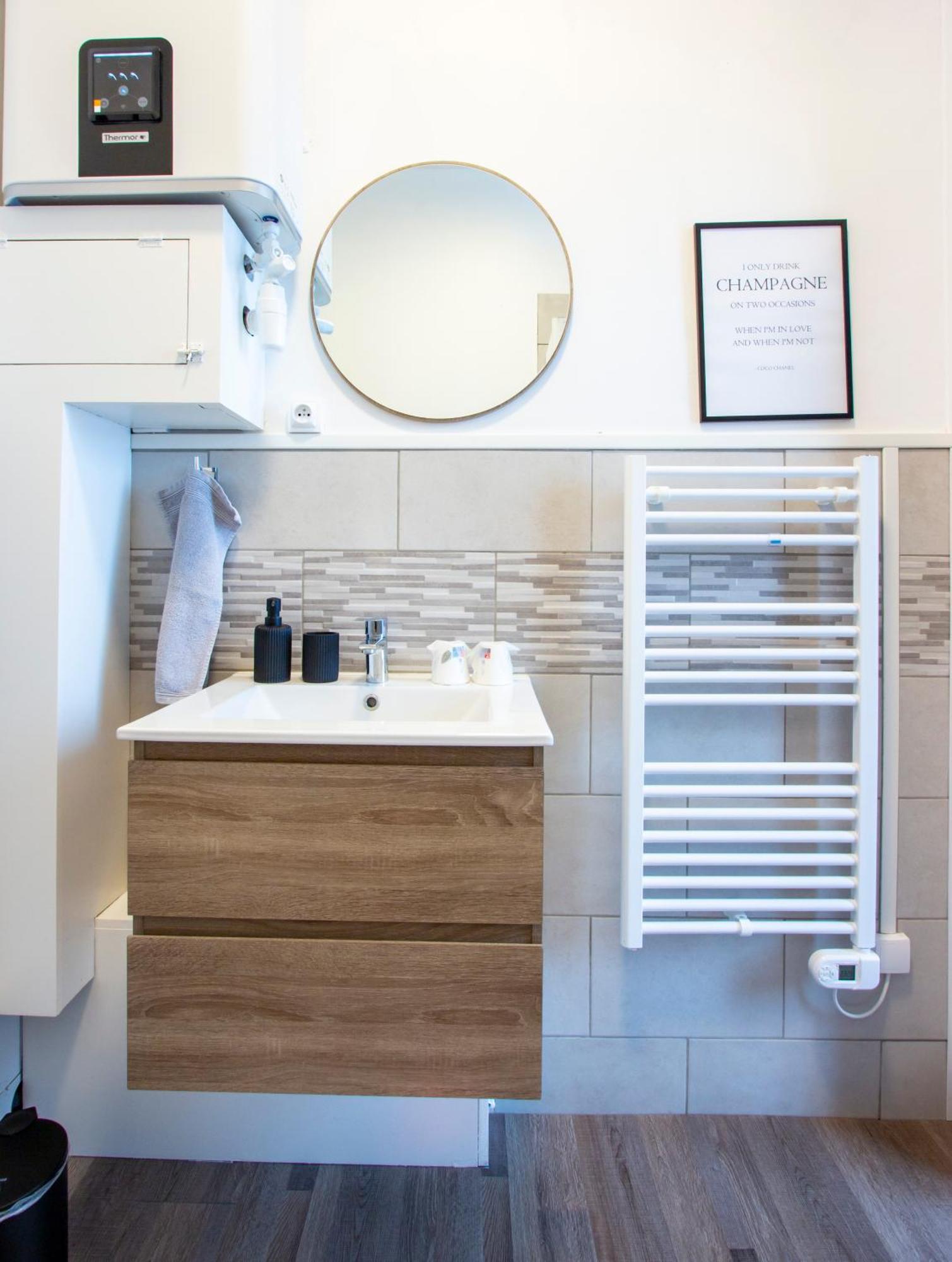 L'Hyper Centre - Netflix & Wifi - Literie Haut De Gamme - Check-In 24H24 - Goodmarning Châlons-en-Champagne 외부 사진